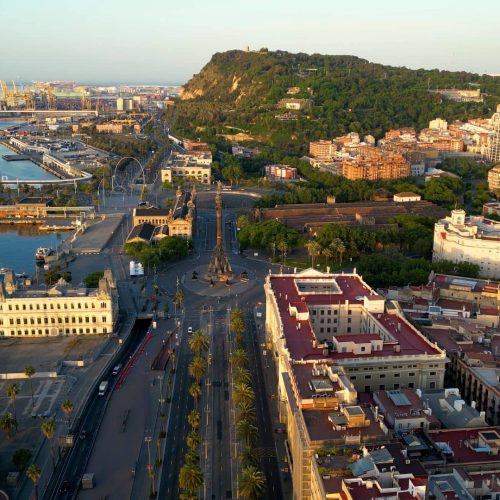 Barcelona FoPla Invest alquilar nave